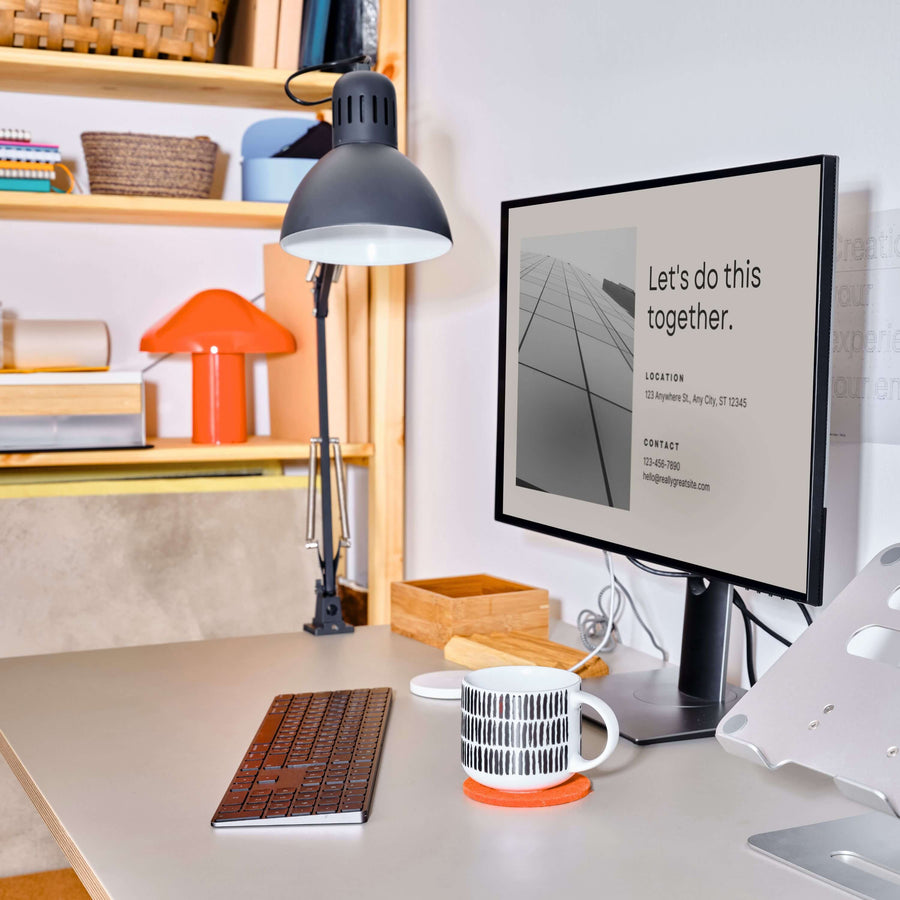 reto desk lamp and computer